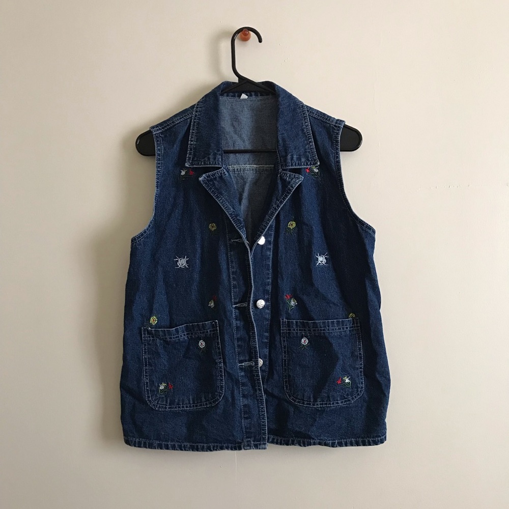 Denim vest with flower embroidery